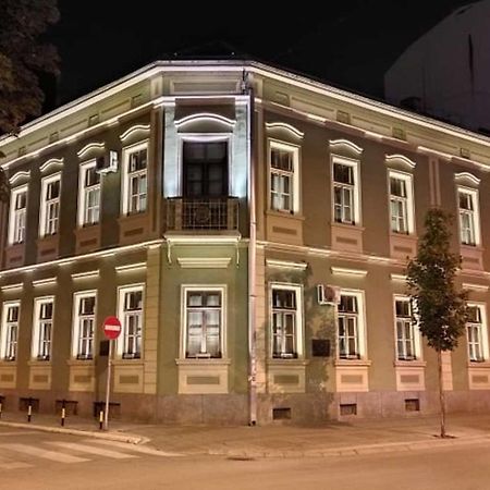 Lumo Nis Exterior foto