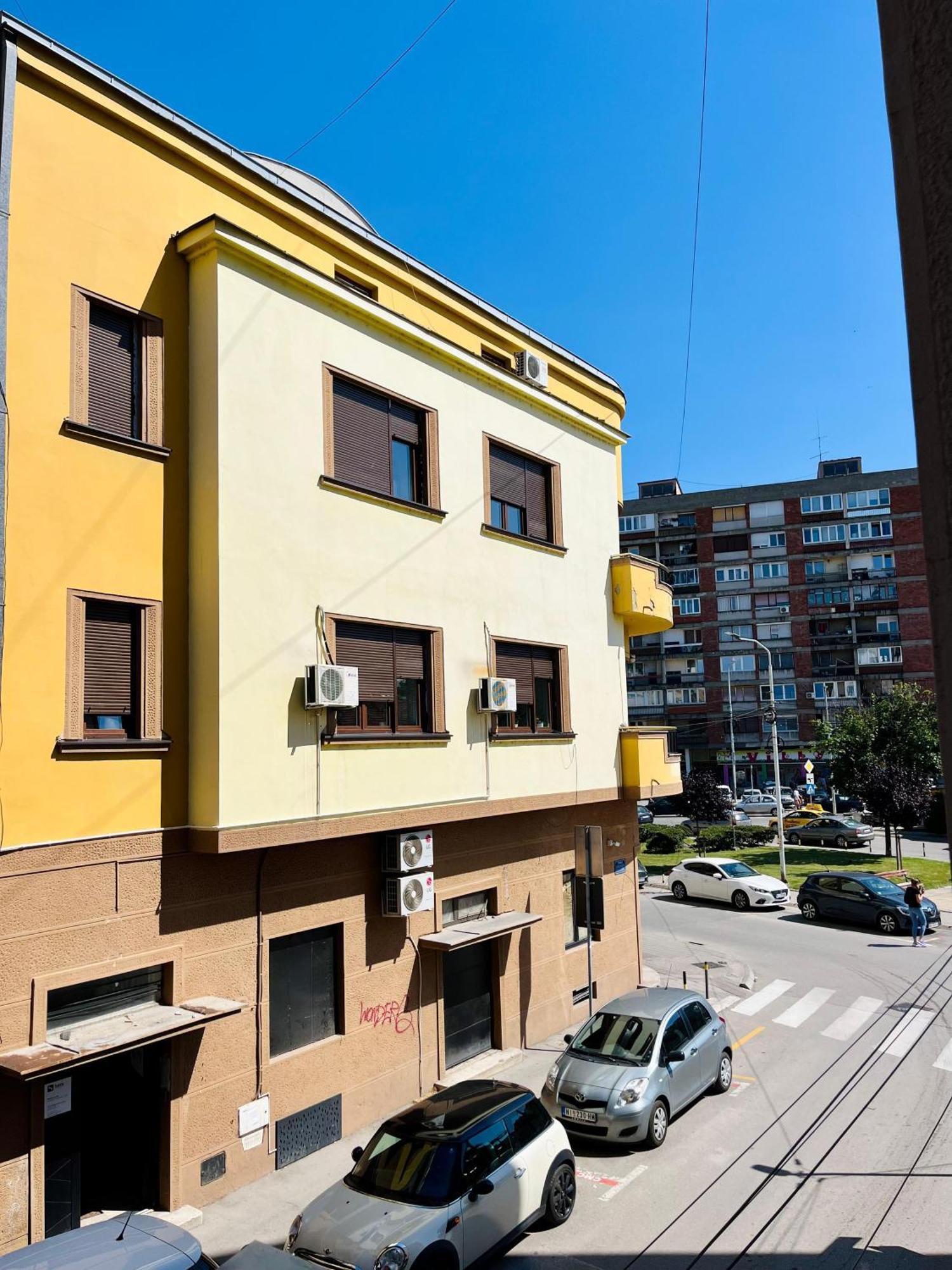 Lumo Nis Exterior foto