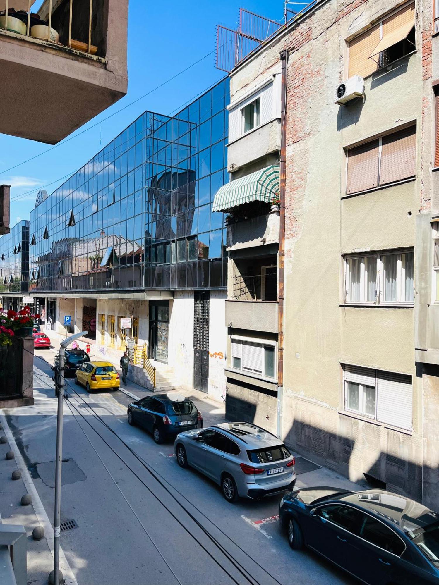 Lumo Nis Exterior foto